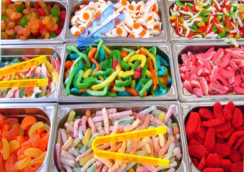 boutique-PEILLE-min_pick_and_mix_children's_sweets_candy_colorful_treat_confectionery-1020869